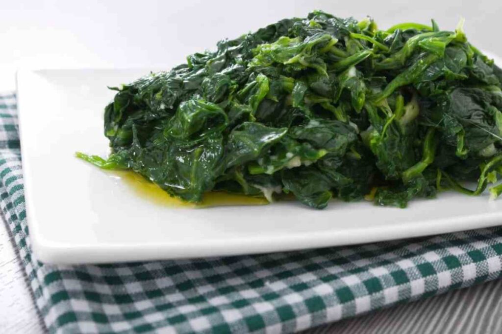 Spinaci bolliti, acqua di cottura